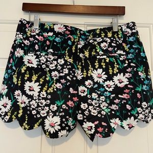 Crown and Ivy floral shorts size 6